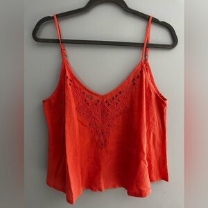 Coral crop top, size large